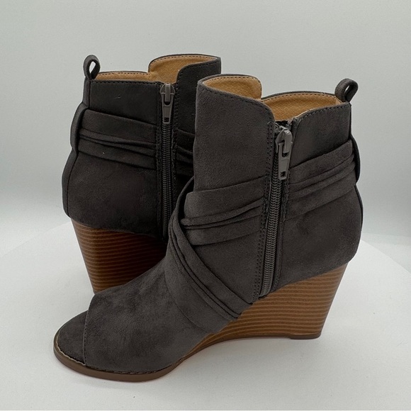 JOURNEE SABEENA WOMENS WEDGE OPEN TOE BOOTIES IN COLOR GREY SIZE 6 NWT - Picture 4 of 9
